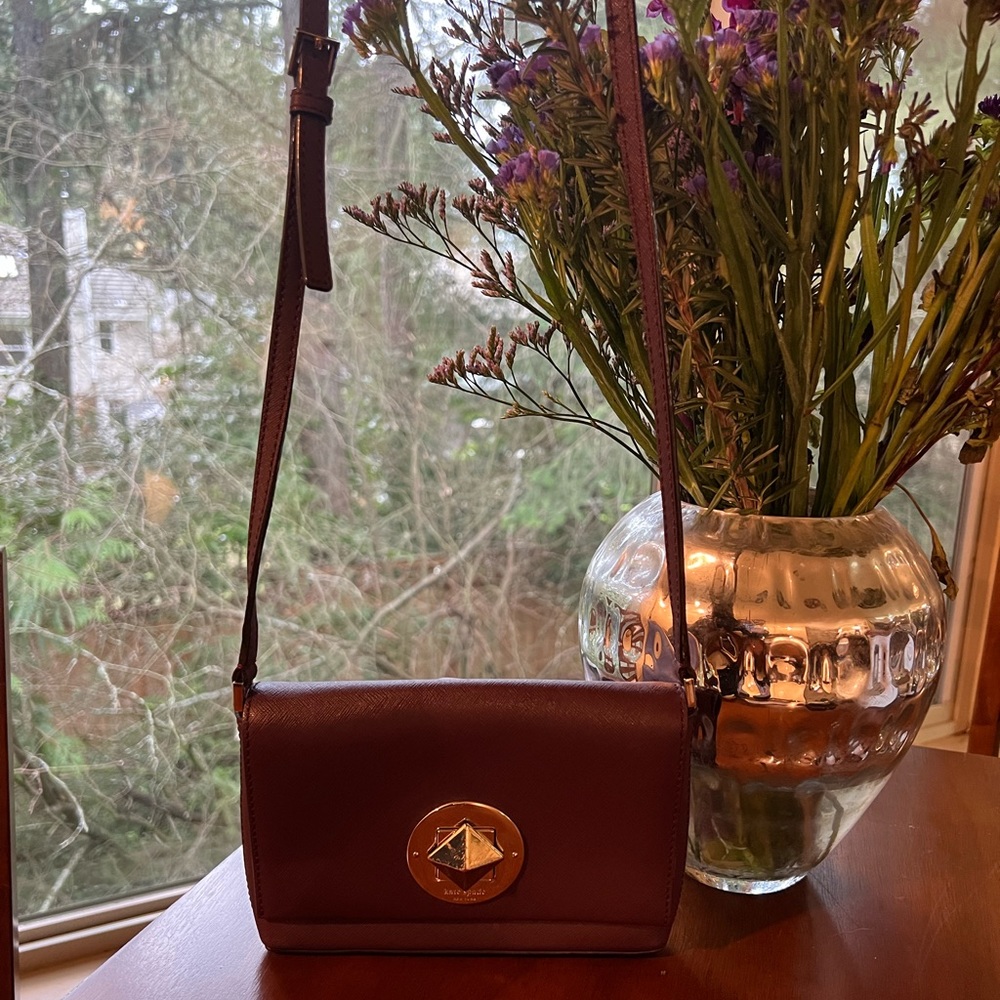 Gently Used Purple Kate Spade Crossbody!